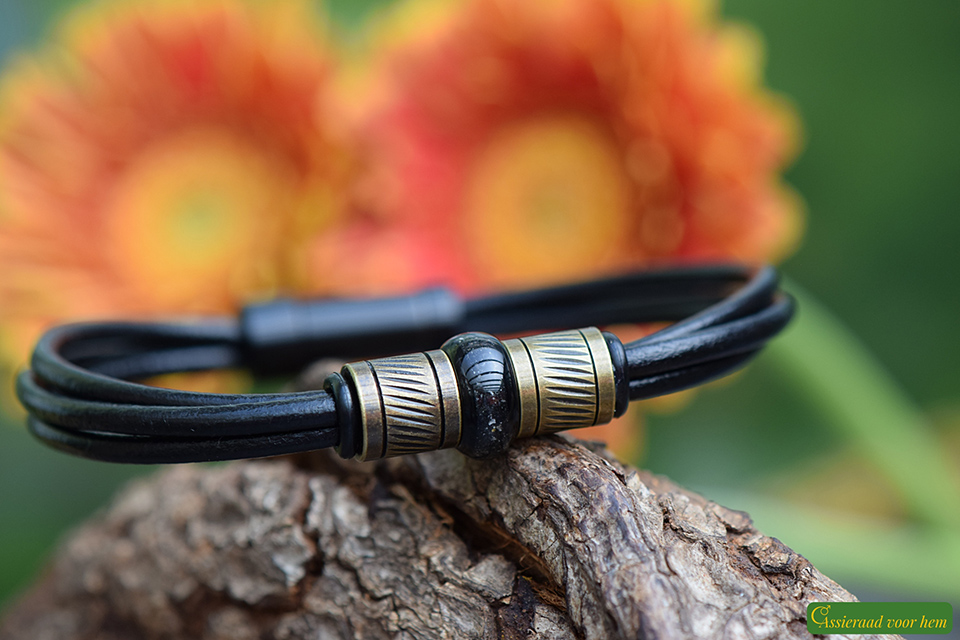 Men’s memorial bracelet with semi-visible black stainless steel ashes bead