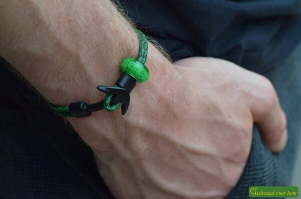 finished with a black anchor clasp.