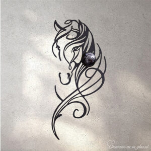 Elegant laser-cut metal horse head with curved lines