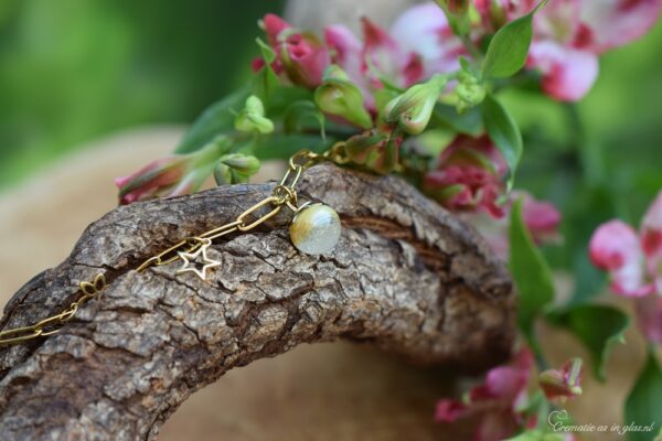 DSA3023 | Women’s memorial bracelet with cremation ashes