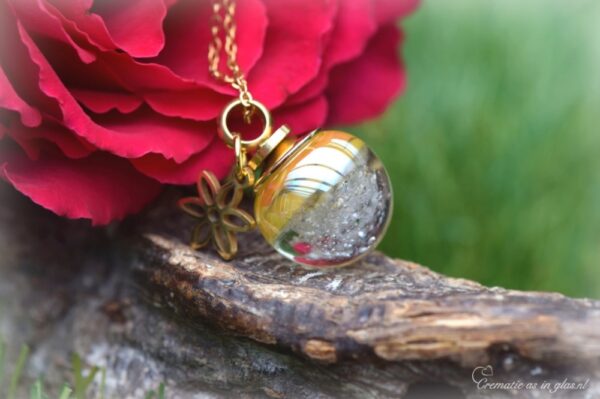 DSH4017 | Ladies pendant with cremation ashes or hair - Image 4