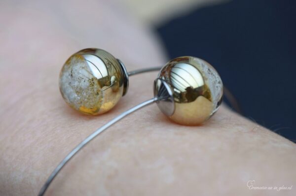 DSA3007 | Women’s memorial bracelet with cremation ashes - Image 3
