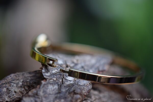 DSA3021 | Women’s memorial bracelet with cremation ashes - Image 5