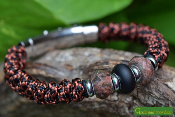 Knotted men’s bracelet with black and red sail rope and a black glass bead
