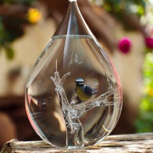 Glass urn large model with transparent stem and one blue tit bird