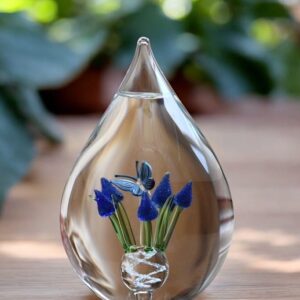 Glass urn large model with spherical shape