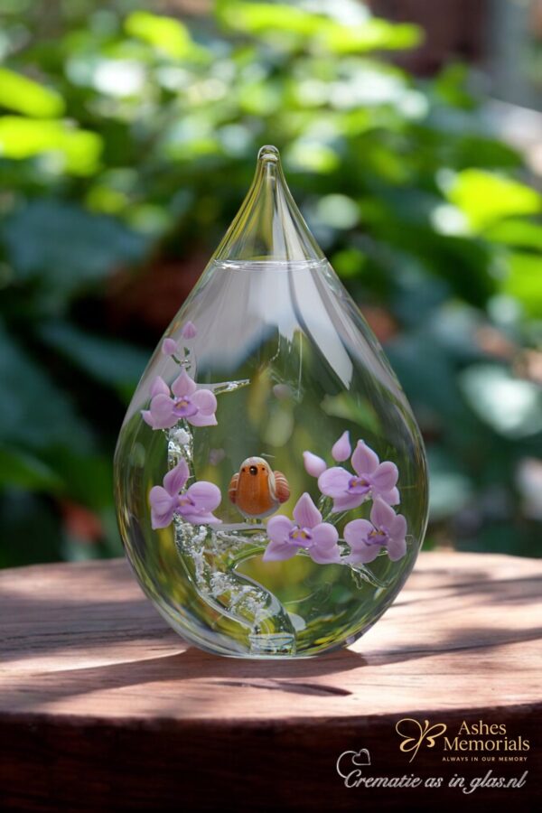 Glass urn large model with transparent stem