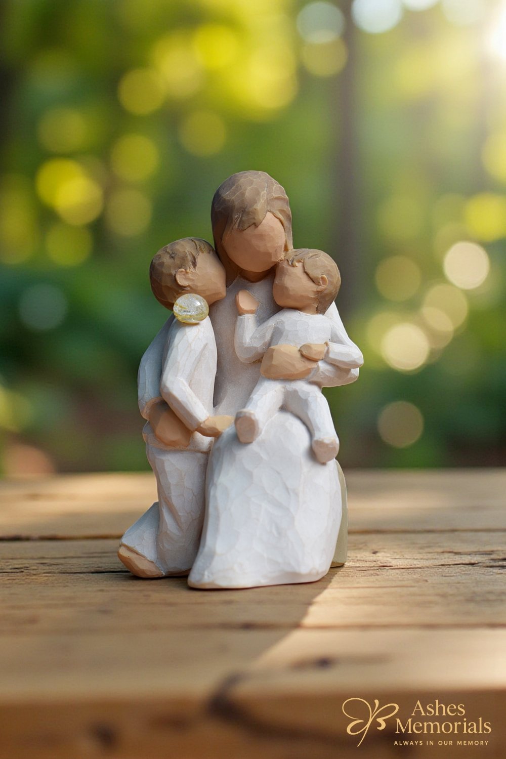 Willow Tree figurine Quietly with seated mother holding two children