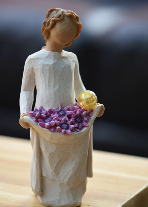 WTU8007 | Willow Tree Simple Joys with mini urn - Image 3