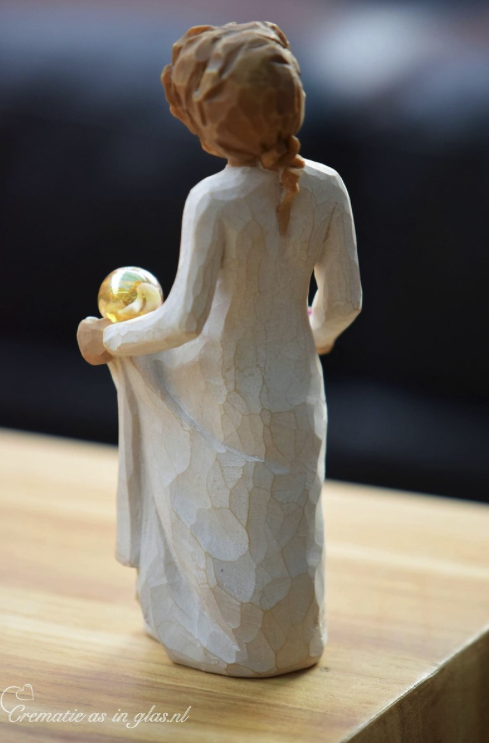 WTU8007 | Willow Tree Simple Joys with mini urn - Image 4