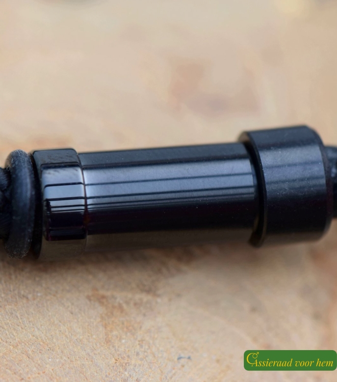 Clasp of khaki men’s memorial bracelet fully closed.