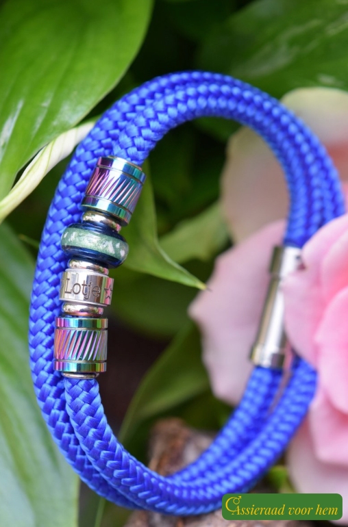 Blue men’s memorial bracelet with cremation ashes bead