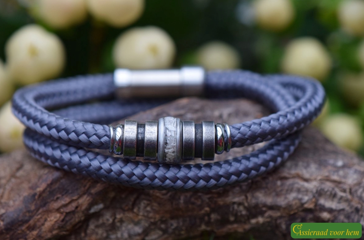 Grey sailrope men’s memorial bracelet with ashes set in central stainless-steel bead.